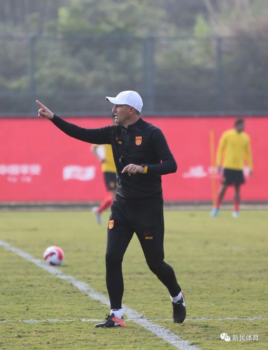 没错没错。